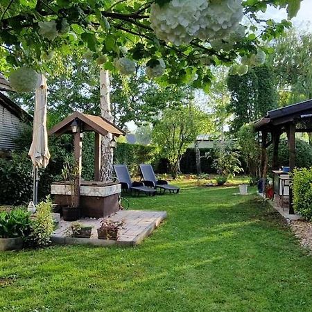 Lovely Cottage Home แวแลนแซ ภายนอก รูปภาพ