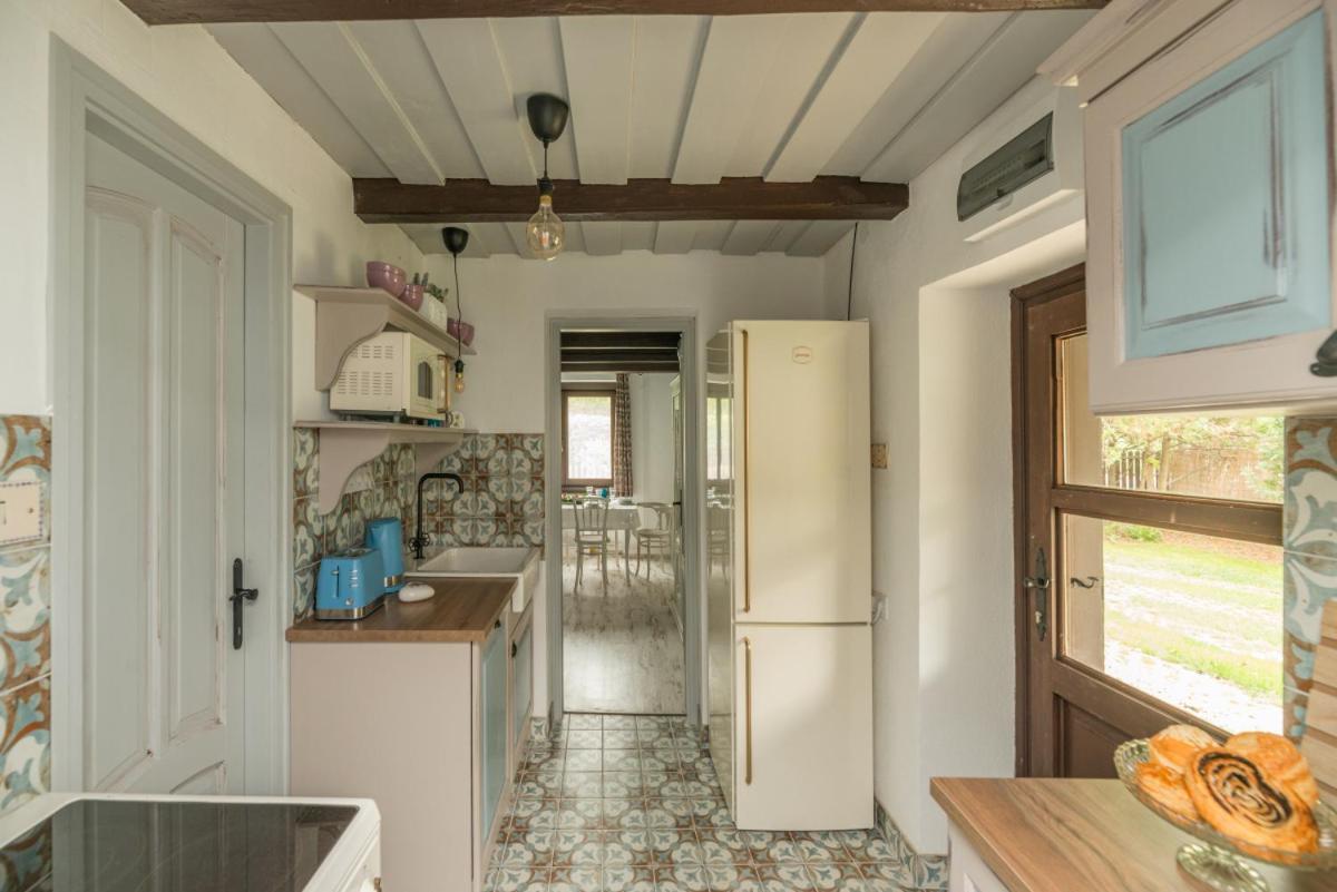 Lovely Cottage Home แวแลนแซ ภายนอก รูปภาพ